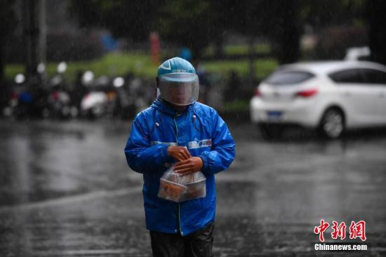 外賣小哥為何瘋狂搶時(shí)間？送餐超時(shí)半小時(shí)這單白干