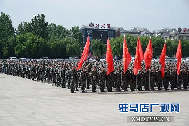 12上蔡縣召開2018年民兵組織整頓拉動(dòng)集結(jié)點(diǎn)驗(yàn)大會(huì).jpg