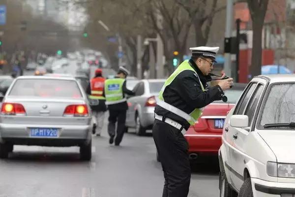 提醒！今后駐馬店市區(qū)這些地方不能停車，已有人被罰！