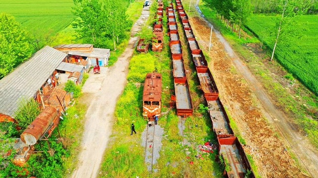 ?？康能囌尽昴峡h老君廟火車站，這里曾經(jīng)是一處重要的車站，人流量、貨運量都非常大。