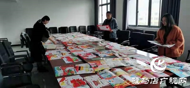 正陽縣教育系統(tǒng)組織開展“黨旗飄飄 強國有我”學生手抄報評選活動