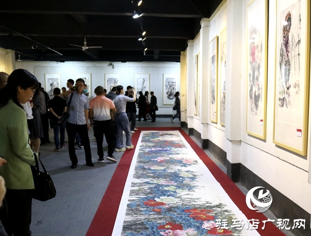 李新國(guó)美術(shù)作品展暨藝術(shù)研討會(huì)舉行