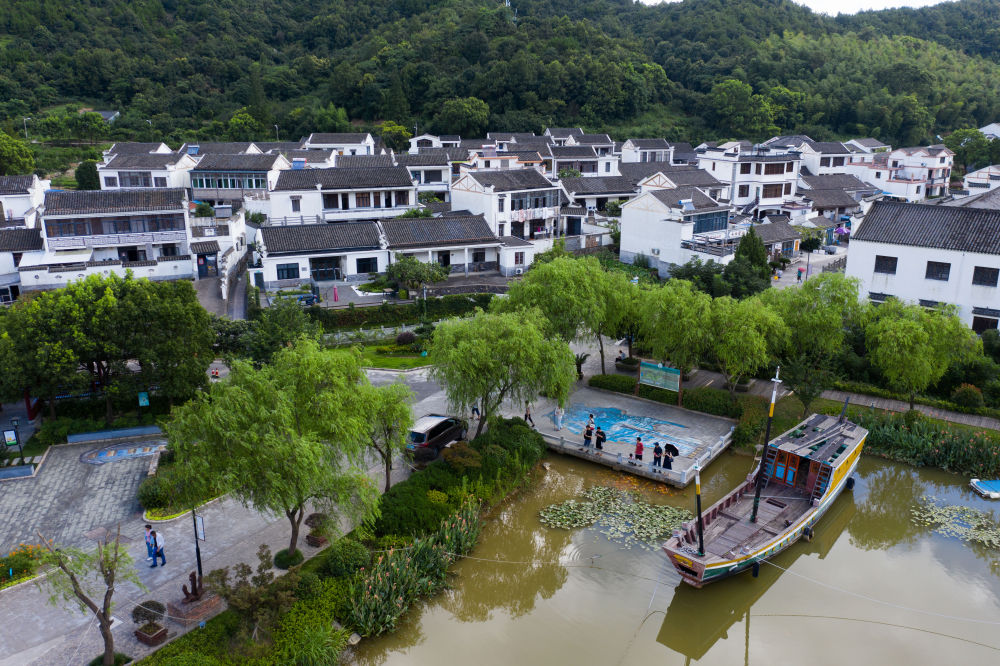 造就萬千美麗鄉(xiāng)村 造福萬千農(nóng)民群眾——“千萬工程”二十年啟示錄