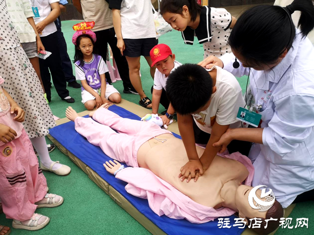 駐馬店市中心醫(yī)院婦女兒童醫(yī)院舉辦“六一”兒童節(jié)慶?；顒?dòng)