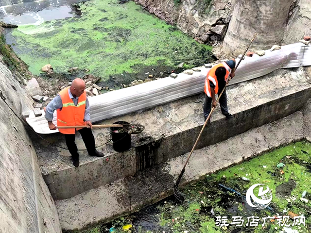 確山縣住建局：疏挖清淤保安全