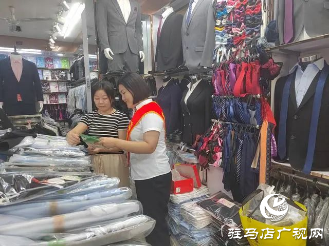 中國(guó)人壽財(cái)險(xiǎn)駐馬店公司開展金融教育宣傳進(jìn)基層活動(dòng)